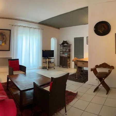 Corniche, 90M2 Autour D'Un Patio Διαμέρισμα